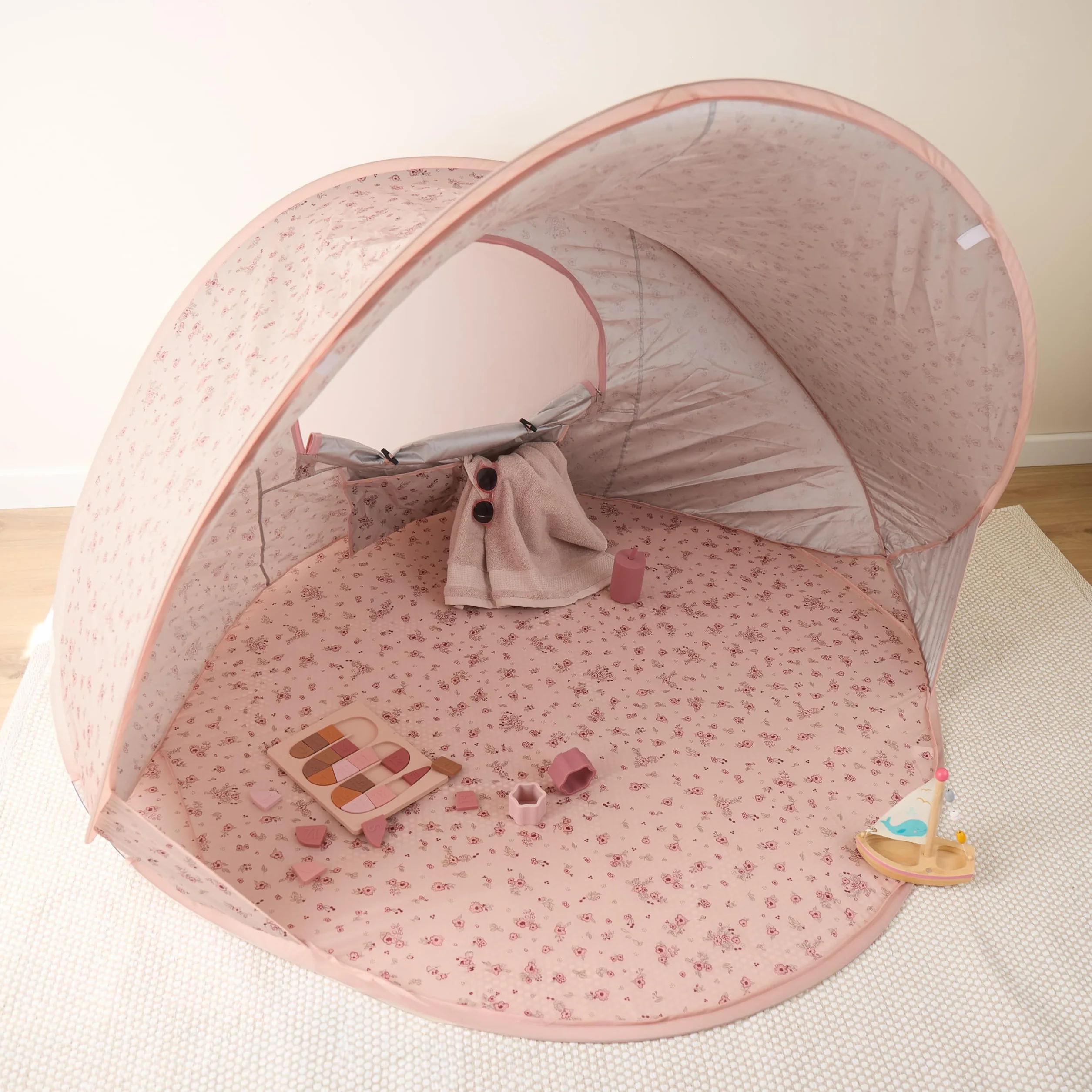 Bieco Ella namiot plażowy typu pop-up Dreamy Flowers | ochrona przed promieniowaniem UV 40+ | namiot plażowy pop-up dla niemowląt i dzieci, akcesoria do plaży, ochrona przed słońcem, namiot na plaży