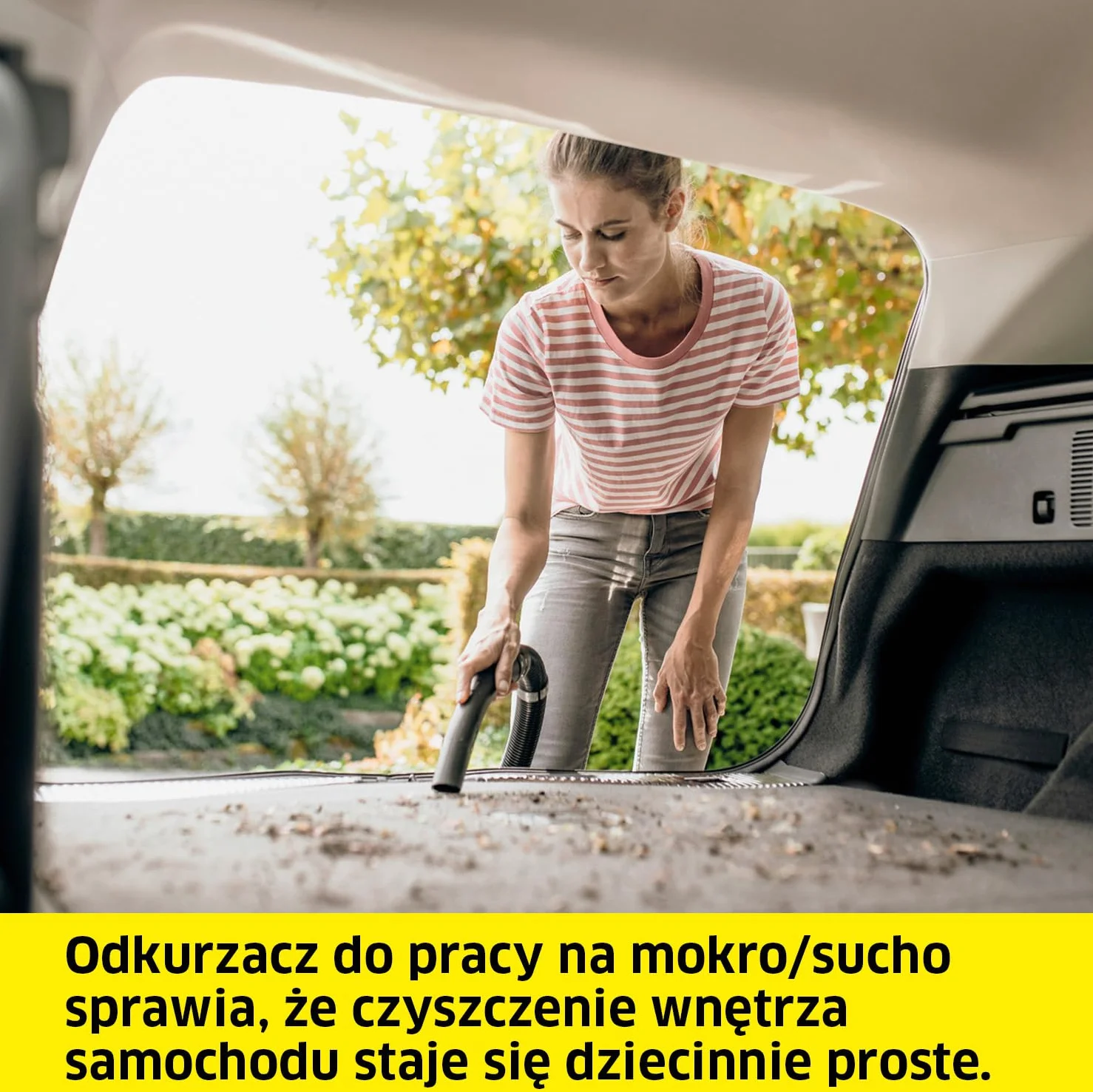 Kärcher odkurzacz na mokro/sucho WD 4 V-20/5/22, moc: 1000 W, plastikowy pojemnik: 20 l, wąż: 2,2 m, funkcja wydmuchu, płaski filtr falisty, ssawka podłogowa i szczelinowa, worek filtrujący
