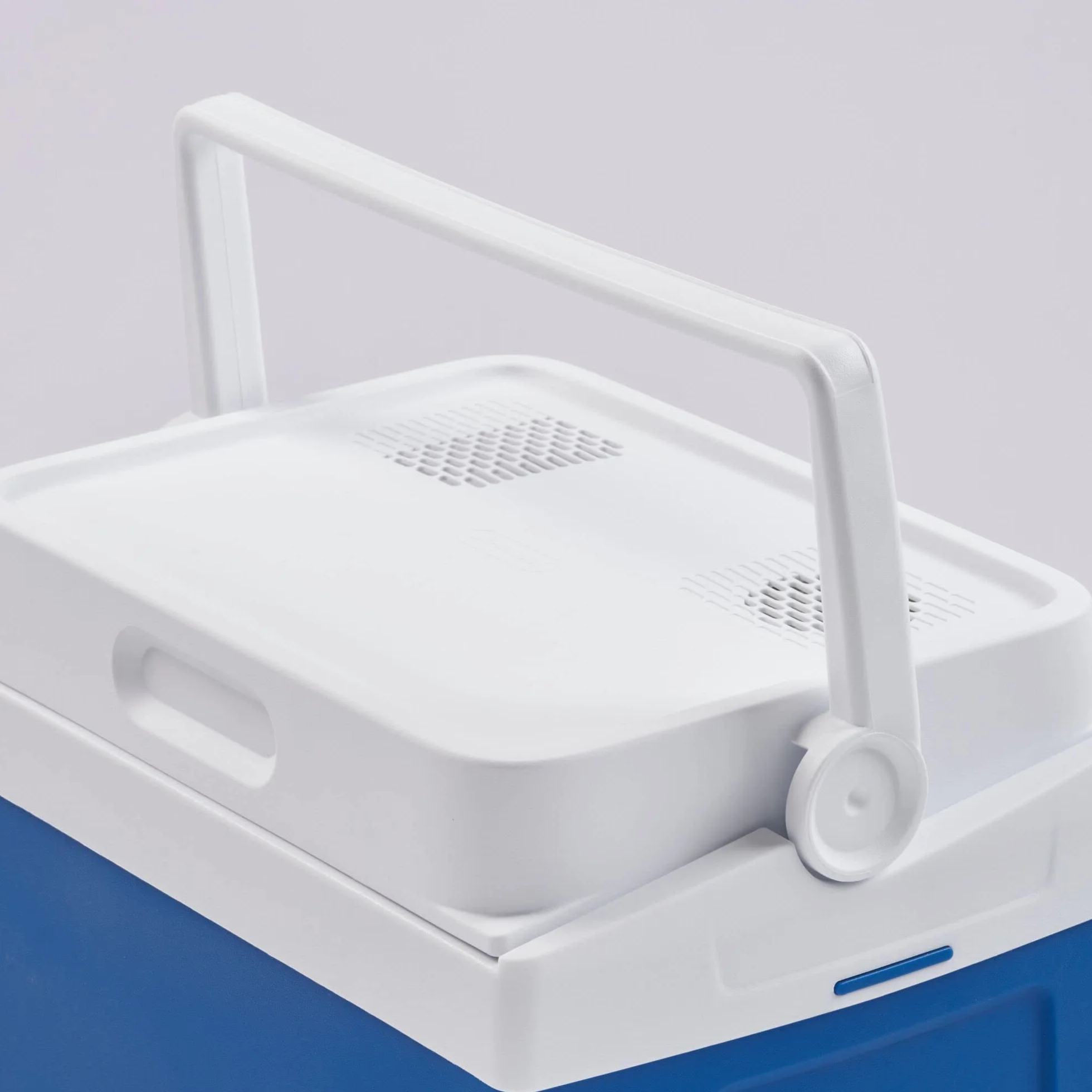 Mobicool Mv26 Dc Electric Cool Box Elektryczny, Przenośny, Niebieski, Pojemność 25 L, Przyłącze Zapalniczki 12 V, Chłodzenie do 17 °C Poniżej Temperatury Pokojowej